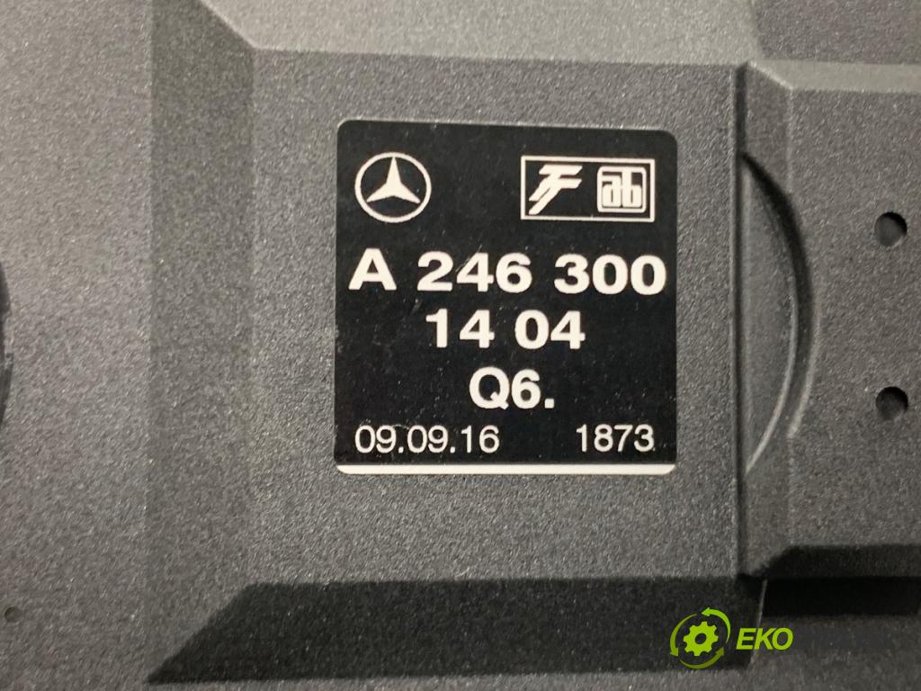 MERCEDES-BENZ W176 liftback 2017 90 kW A 180 (176.042) 1595 Potenciometer plynu A2463001404 (Potenciometer plynového pedálu)