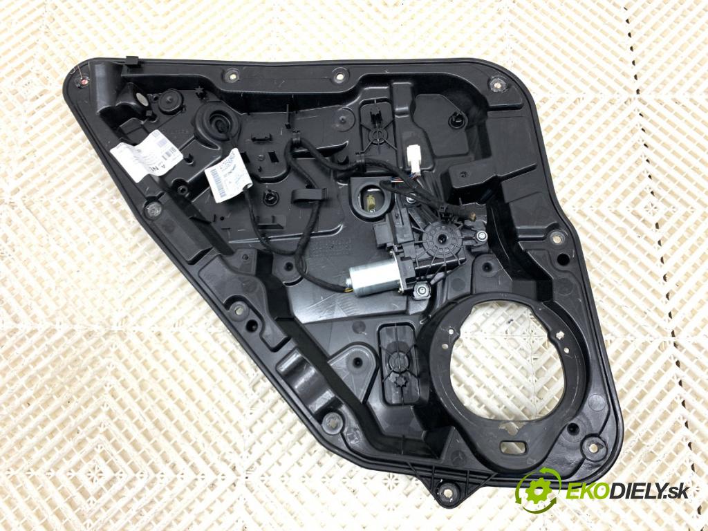 MERCEDES-BENZ W176 liftback 2017 90 kW A 180 (176.042) 1595 Mechanizmus okna ľavy zad 