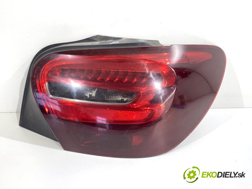 MERCEDES-BENZ W176 liftback 2017 90 kW A 180 (176.042) 1595 světlo pravý zadní část A1769064900