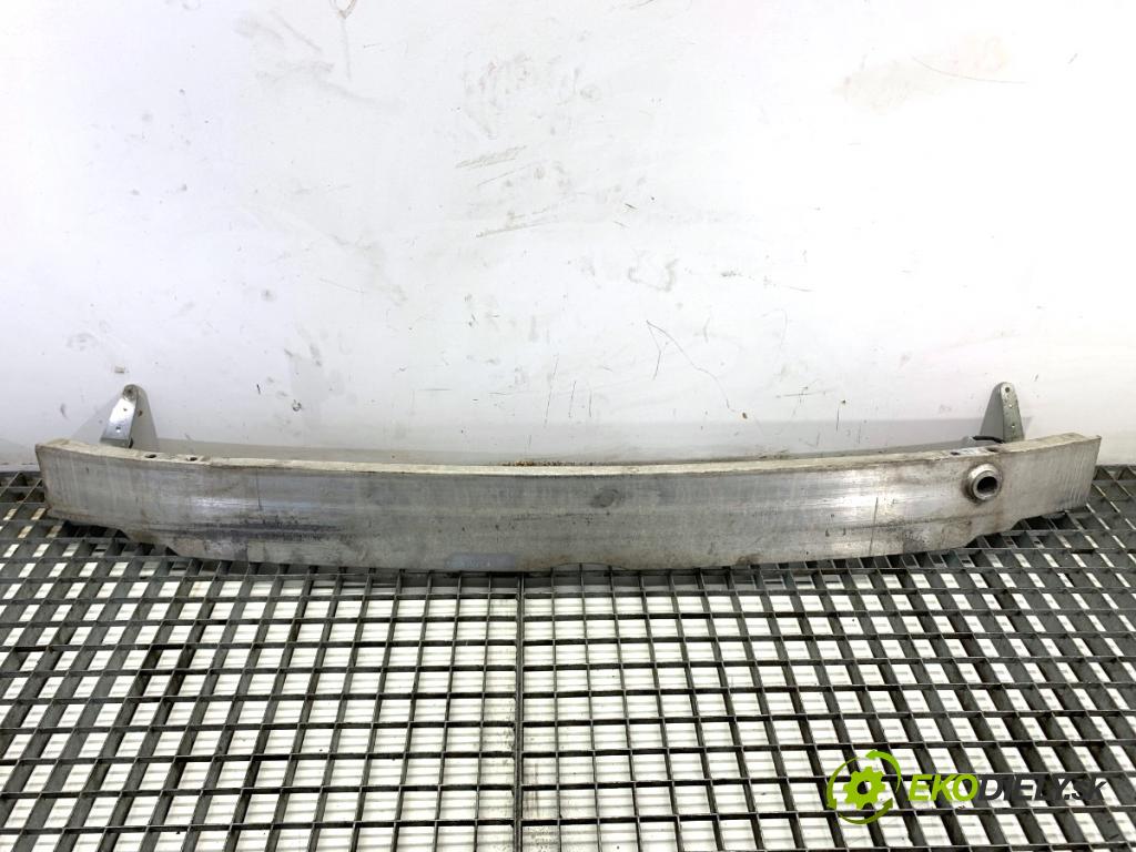 MERCEDES-BENZ W176 liftback 2017 90 kW A 180 (176.042) 1595 výztuha nárazníka přední část A2466201834 (Přední výztuha)