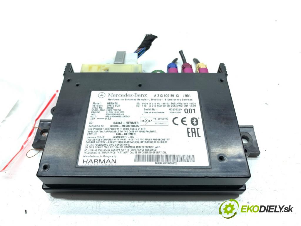 MERCEDES-BENZ W176 liftback 2017 90 kW A 180 (176.042) 1595 Modul TELEMATIC A2139008013