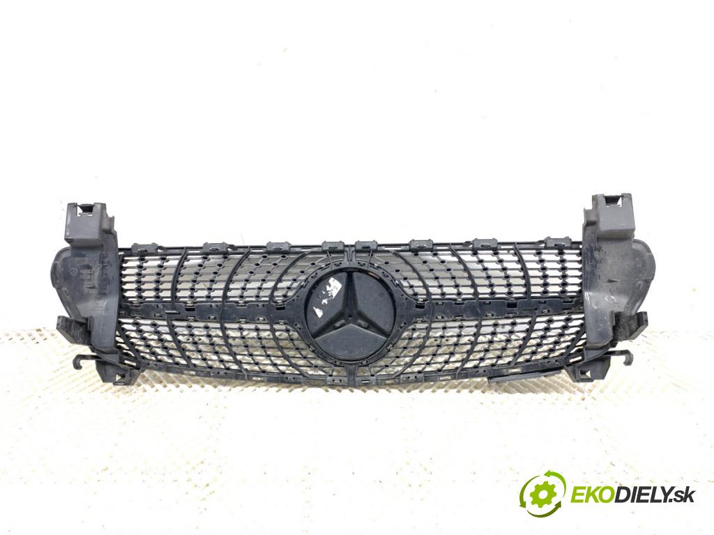 MERCEDES-BENZ W176 liftback 2017 90 kW A 180 (176.042) 1595 Mriežka maska A0008880060 (Mriežka predná (maska chladiča))