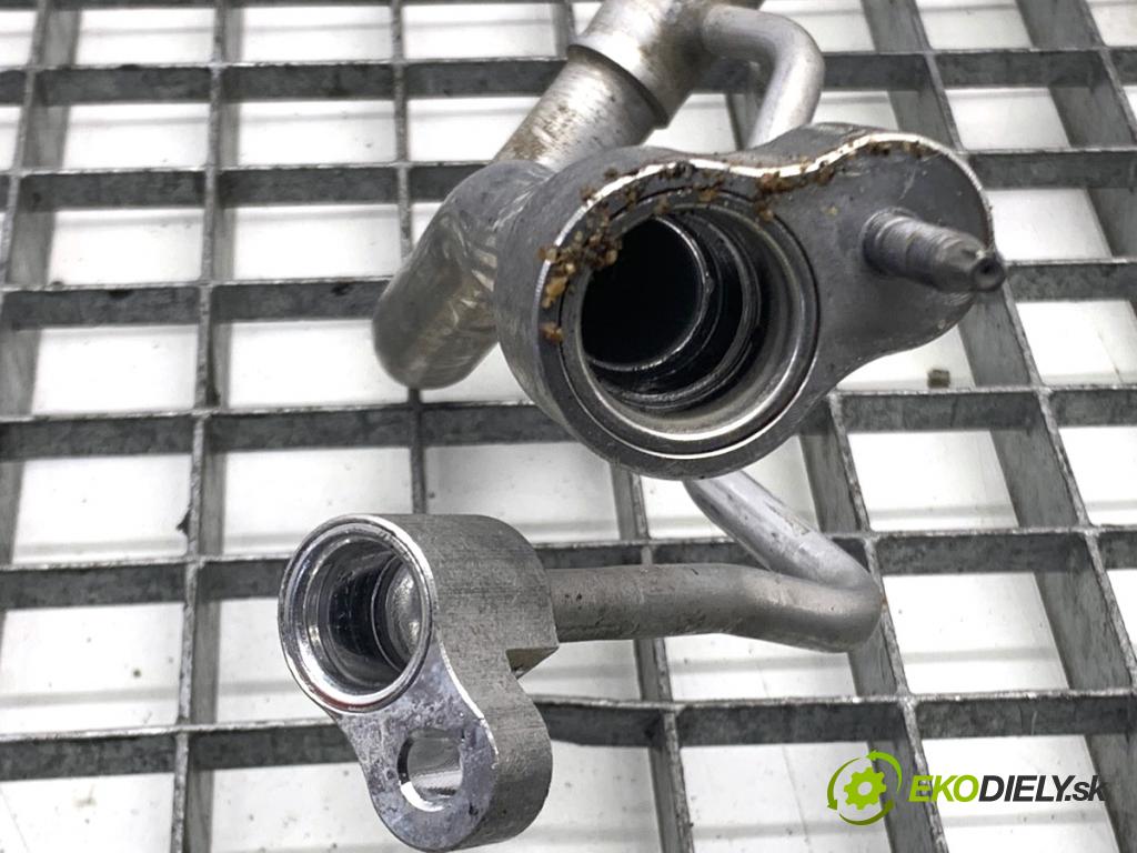 MERCEDES-BENZ W176 liftback 2017 90 kW A 180 (176.042) 1595 rúrka klimatizácie A2468302615 (Rúrka klimatizácie)