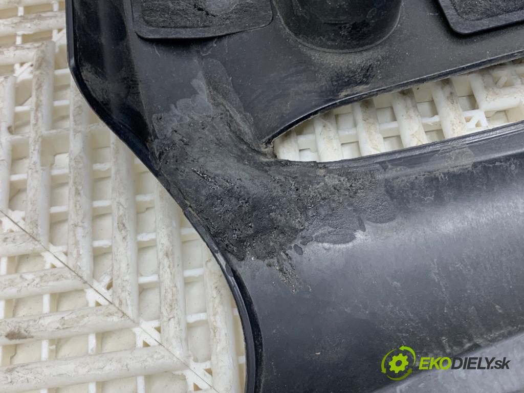 MERCEDES-BENZ W176 liftback 2017 90 kW A 180 (176.042) 1595 Kryt Motor A0910100200 (Kryt motora)