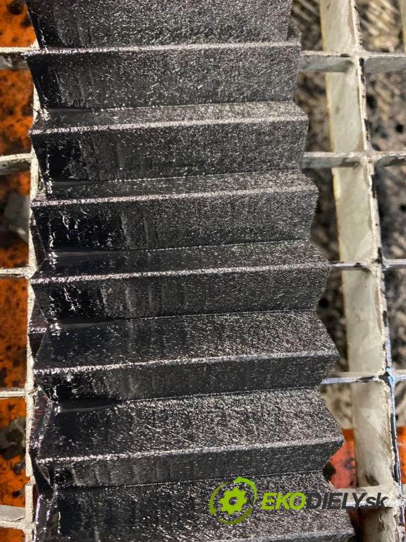 MERCEDES-BENZ KLASA GL SUV 2012 190 kW GL 350 CDI / BlueTec 4-matic (166.823, 166.824) 2987 Motor 642826 (Motor)