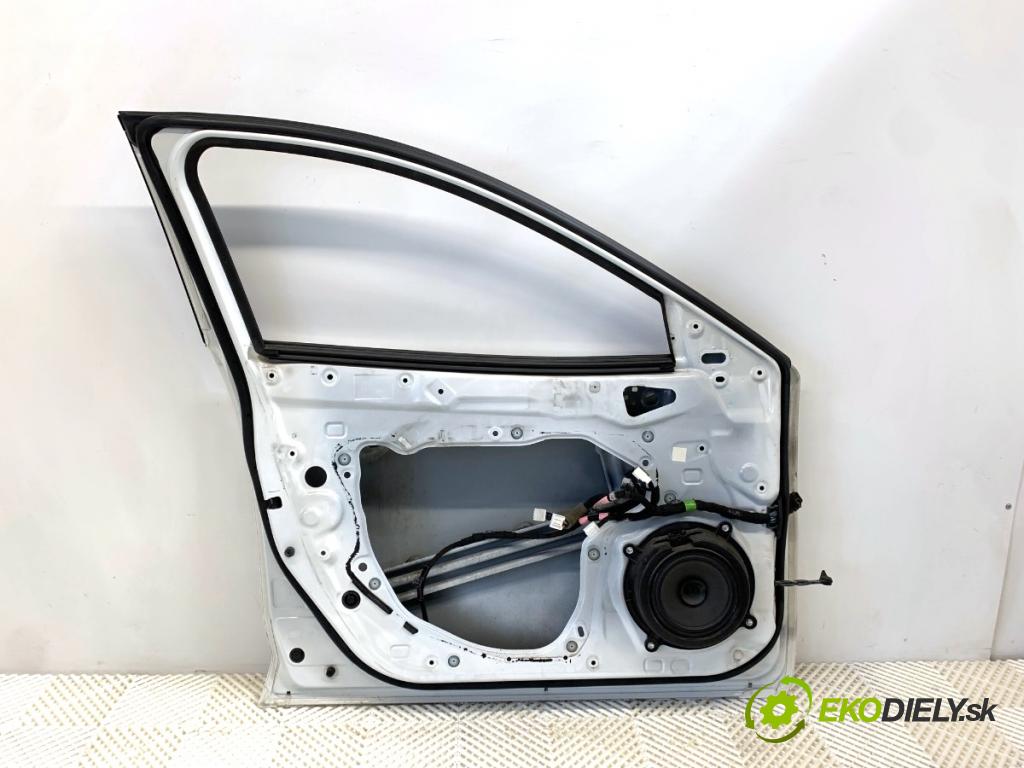 MAZDA 3 BM liftback 2014 88 kW 2.0 1998 dveře levý přední část