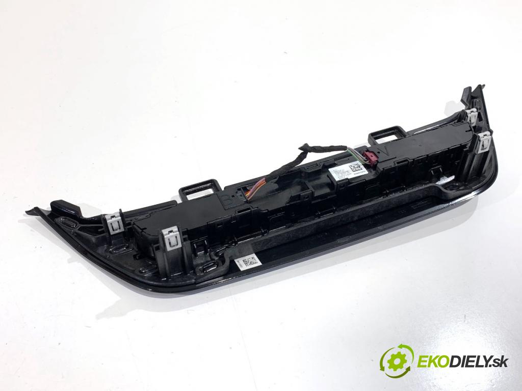 BMW G02 SUV 2023 140 kW xDrive 20 d 1995 Panel ovládania radia 5A47C37 (Prepínacie páčky pod volantom)