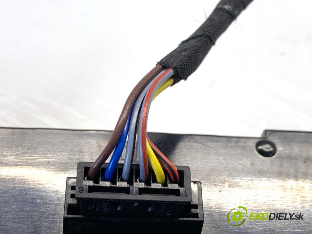 BMW G02 SUV 2023 140 kW xDrive 20 d 1995 NABÍJAČKA: INDUKCIA: 5A0D8A8