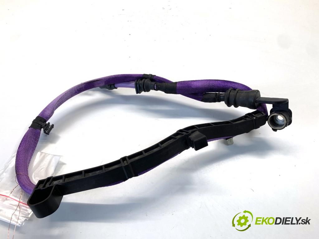 BMW G02 SUV 2023 140 kW xDrive 20 d 1995 Káblovačka Rúrka akumulátora 5A086A9