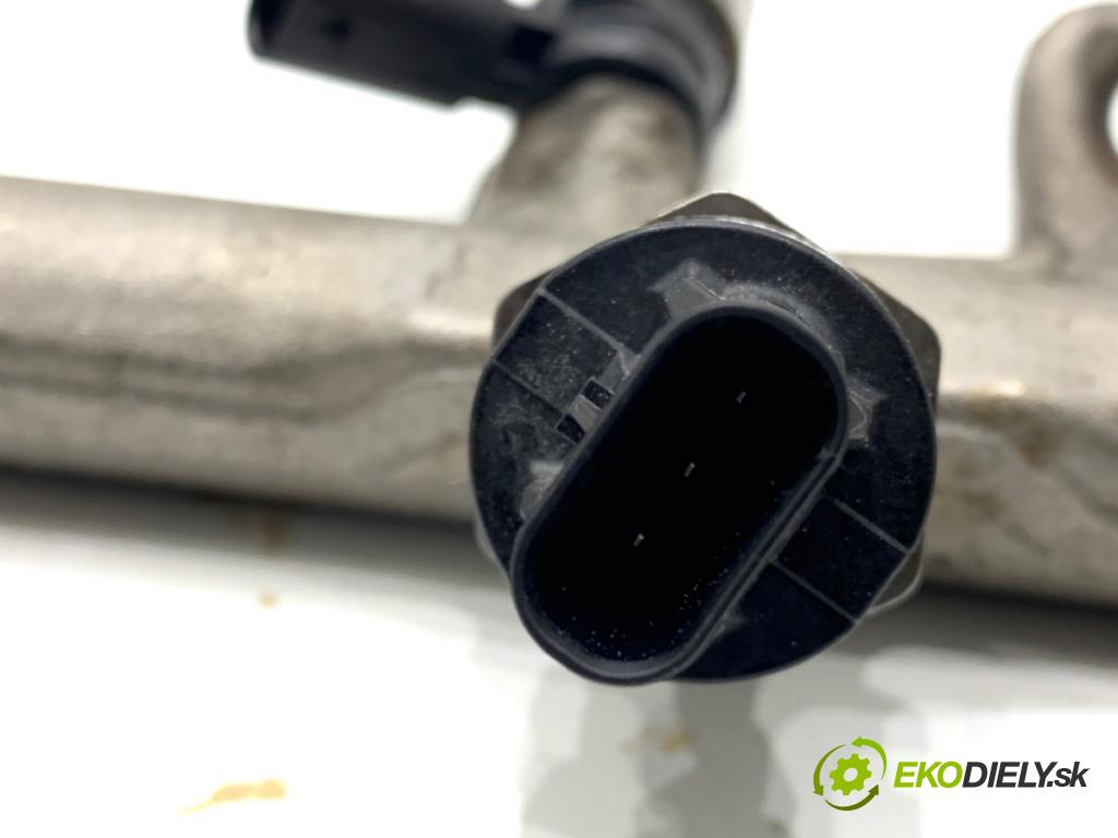 CUPRA FORMENTOR SUV 2023 228 kW 2.0 TSI 4Drive 1984 Lišta vstrekovacia INJEKCIA: 06Q906036A