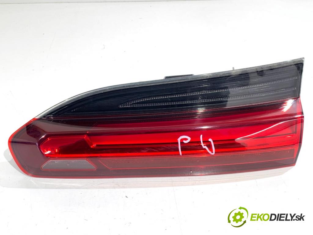 BMW G02 SUV 2023 140 kW xDrive 20 d 1995 světlo zadní část pravá vnitřní 7433798 (Klika dveří ostatní)