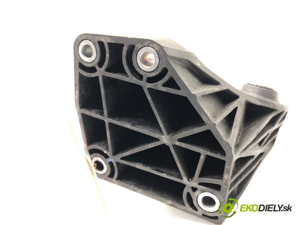 MERCEDES-BENZ KLASA GL SUV 2012 190 kW GL 350 CDI / BlueTec 4-matic (166.823, 166.824) 2987 Držiak Motor A6422236104