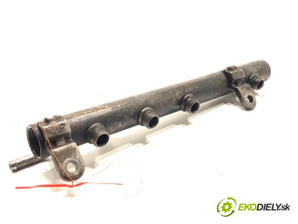 MERCEDES-BENZ KLASA GL SUV 2012 190 kW GL 350 CDI / BlueTec 4-matic (166.823, 166.824) 2987 Lišta vstrekovacia A6420703395 (Vstrekovacia lišta)