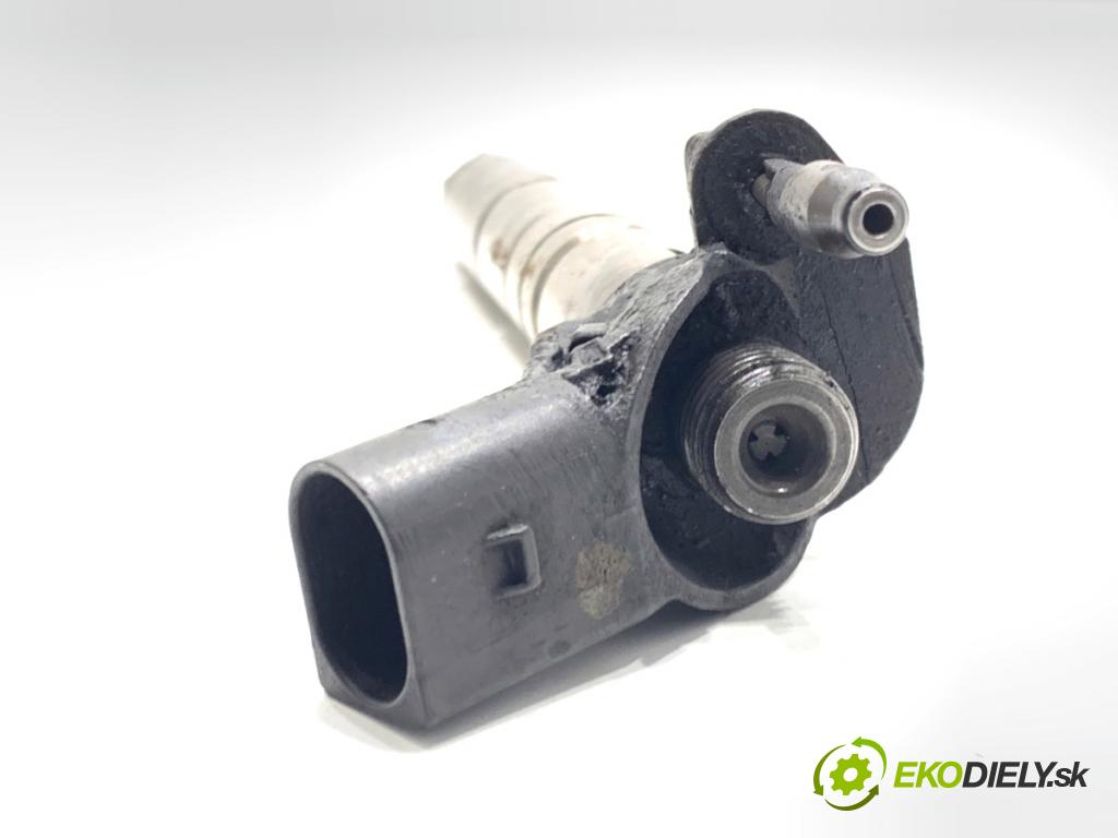 MERCEDES-BENZ KLASA GL SUV 2012 190 kW GL 350 CDI / BlueTec 4-matic (166.823, 166.824) 2987 vstrekovač A6420701187 (Vstrekovač paliva)