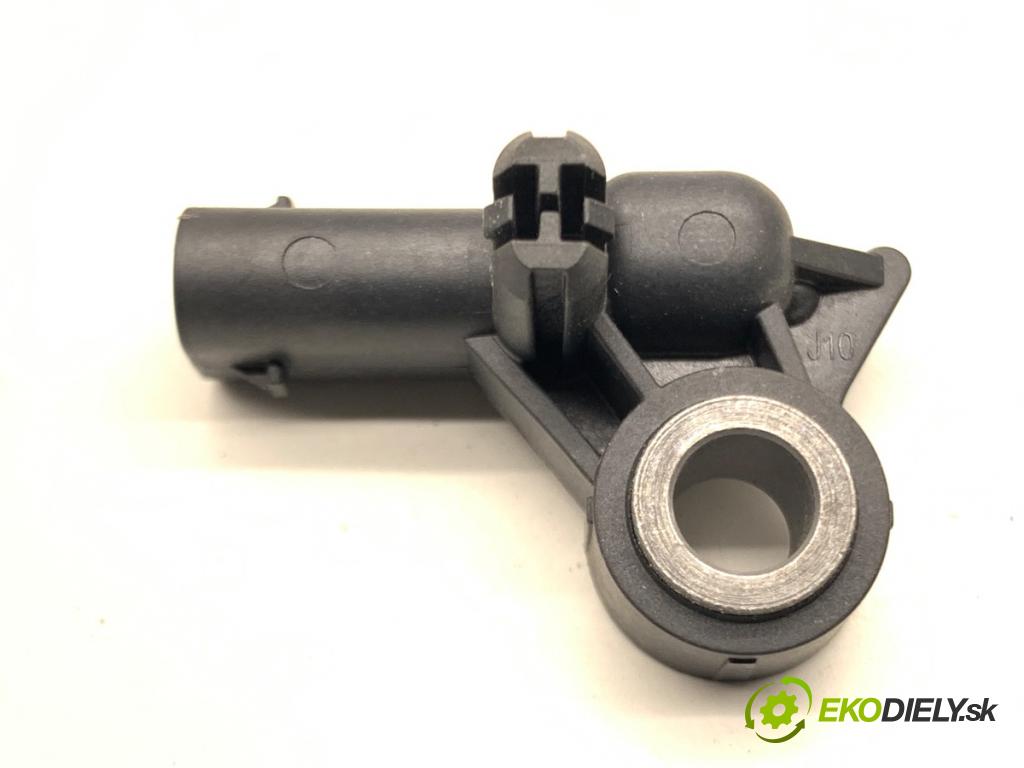 TESLA MODEL Y SUV 2023 235 kW EV 0 Snímač nárazu 1473447-00-B (Snímač nárazu)