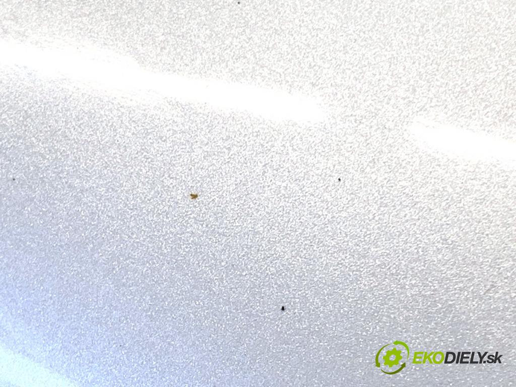 TESLA MODEL Y SUV 2023 235 kW EV 0 Spätné zrkadlo pravy