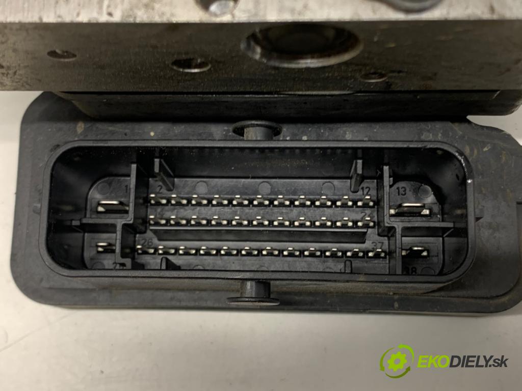 TESLA MODEL Y SUV 2023 235 kW EV 0 pumpa ABS  (Pumpa ABS)