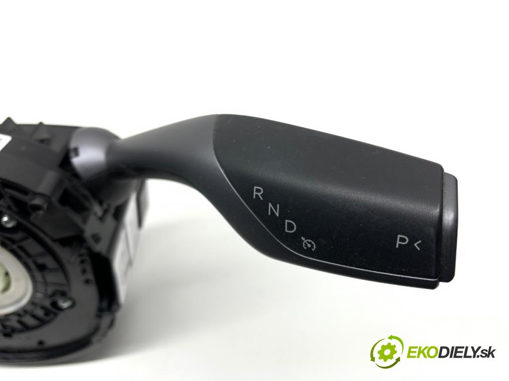 TESLA MODEL Y SUV 2023 235 kW EV 0 Prepínač kombinovaný 1097662-00-P (Prepínacie páčky pod volantom)