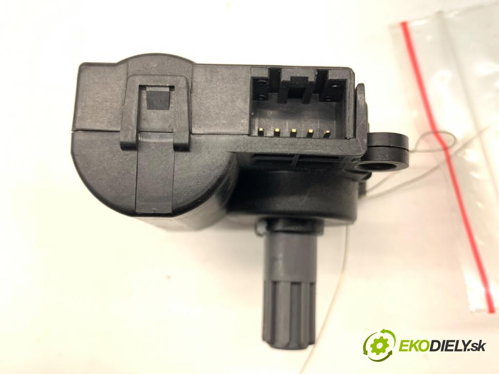 TESLA MODEL Y SUV 2023 235 kW EV 0 Motor kúrenia 1500640-00-A