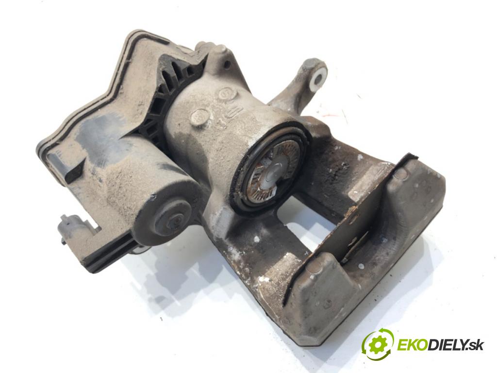 TESLA MODEL Y SUV 2023 235 kW EV 0 Brzdič strmeň pravy zad