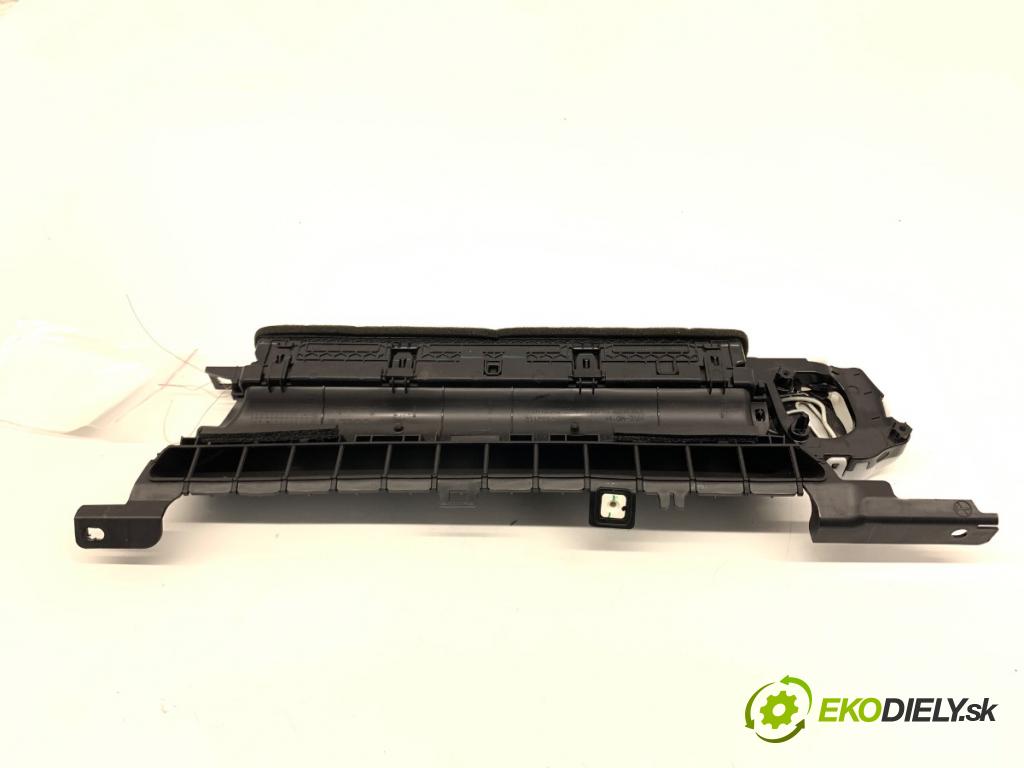 TESLA MODEL Y SUV 2023 235 kW EV 0 Vetracie otvory: dosky 180743700A