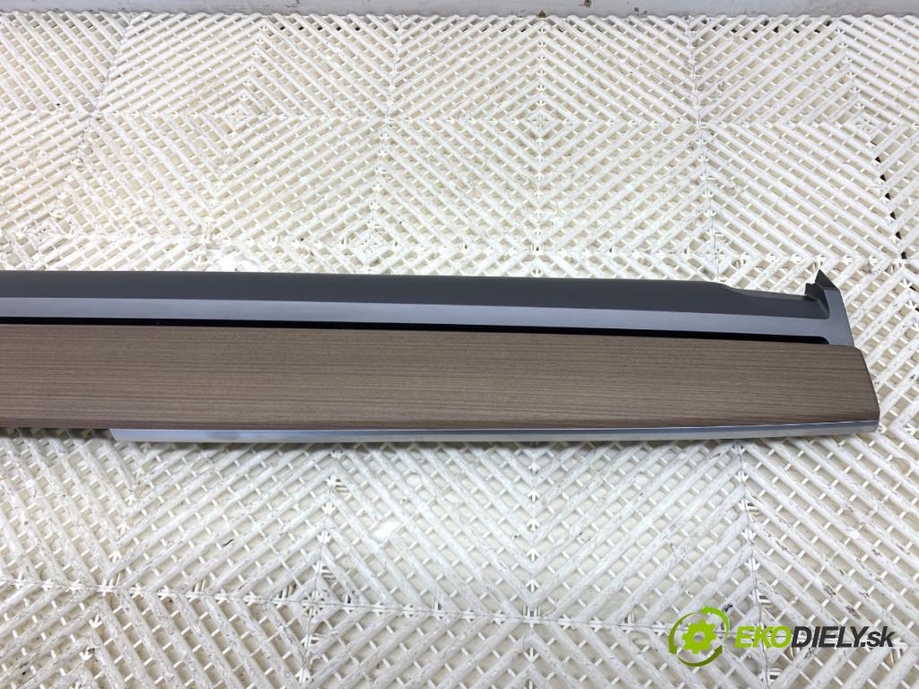 TESLA MODEL Y SUV 2023 235 kW EV 0 Lišta kryt dosky palubnej prístrojovky 1655360-00-A