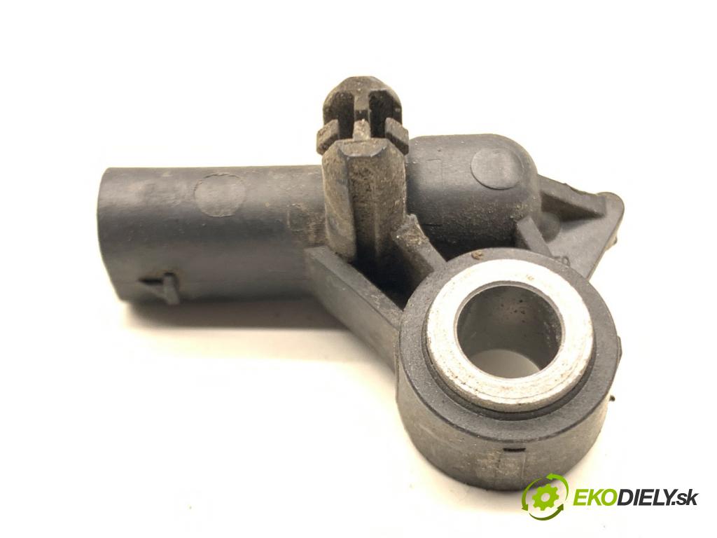 TESLA MODEL Y SUV 2023 235 kW EV 0 snímač nárazu 1473444-00-B (Snímač nárazu)