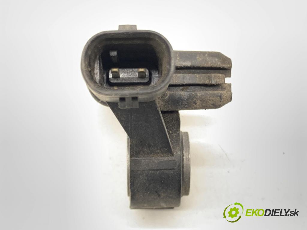 TESLA MODEL Y SUV 2023 235 kW EV 0 Snímač nárazu 1473444-00-B (Snímač nárazu)