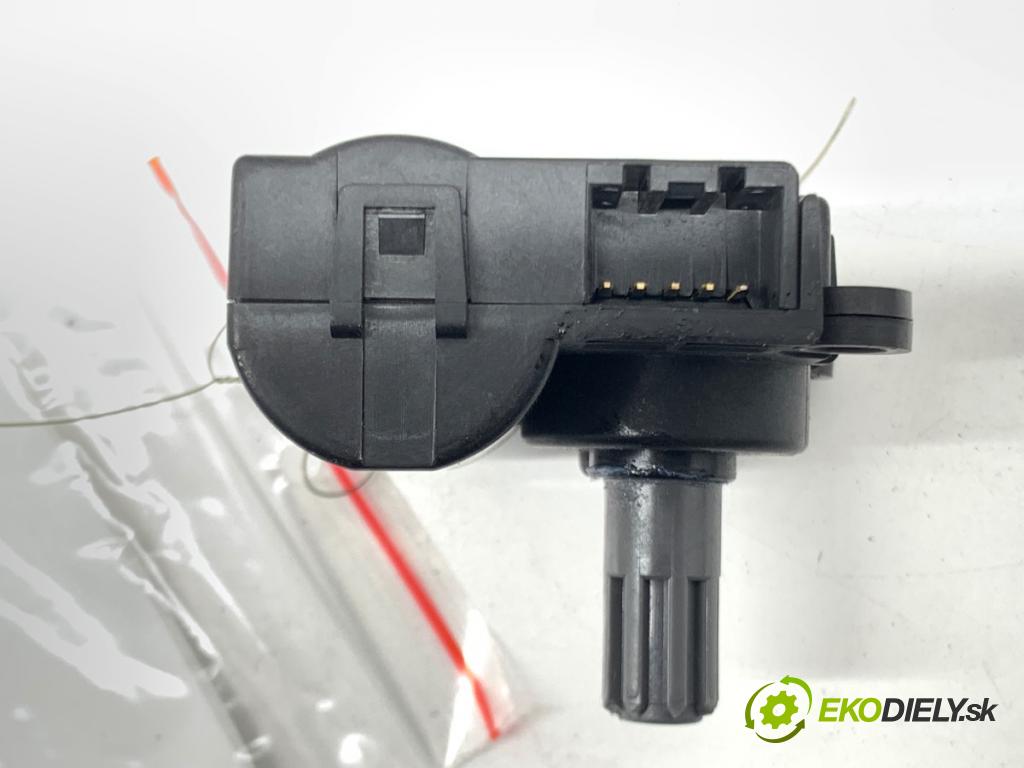 TESLA MODEL Y SUV 2023 235 kW EV 0 Motor kúrenia 150064000A