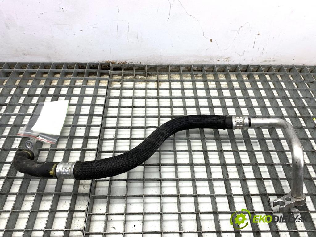 TESLA MODEL Y SUV 2023 235 kW EV 0 rúrka klimatizace  (Trubka klimatizace)