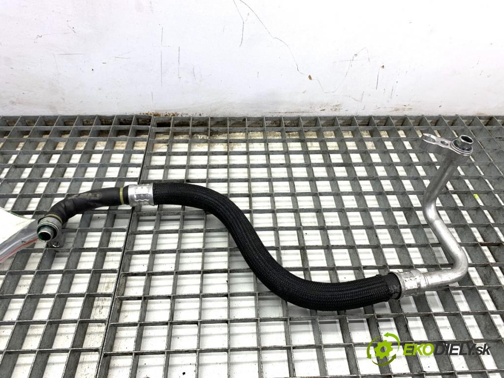 TESLA MODEL Y SUV 2023 235 kW EV 0 rúrka klimatizácie  (Rúrka klimatizácie)