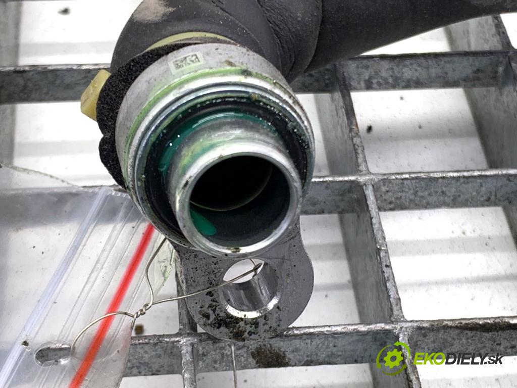 TESLA MODEL Y SUV 2023 235 kW EV 0 rúrka klimatizácie  (Rúrka klimatizácie)