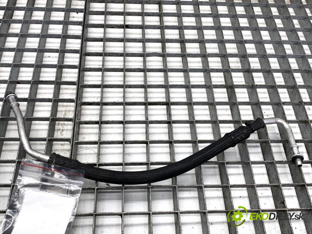 TESLA MODEL Y SUV 2023 235 kW EV 0 rúrka klimatizace  (Trubka klimatizace)