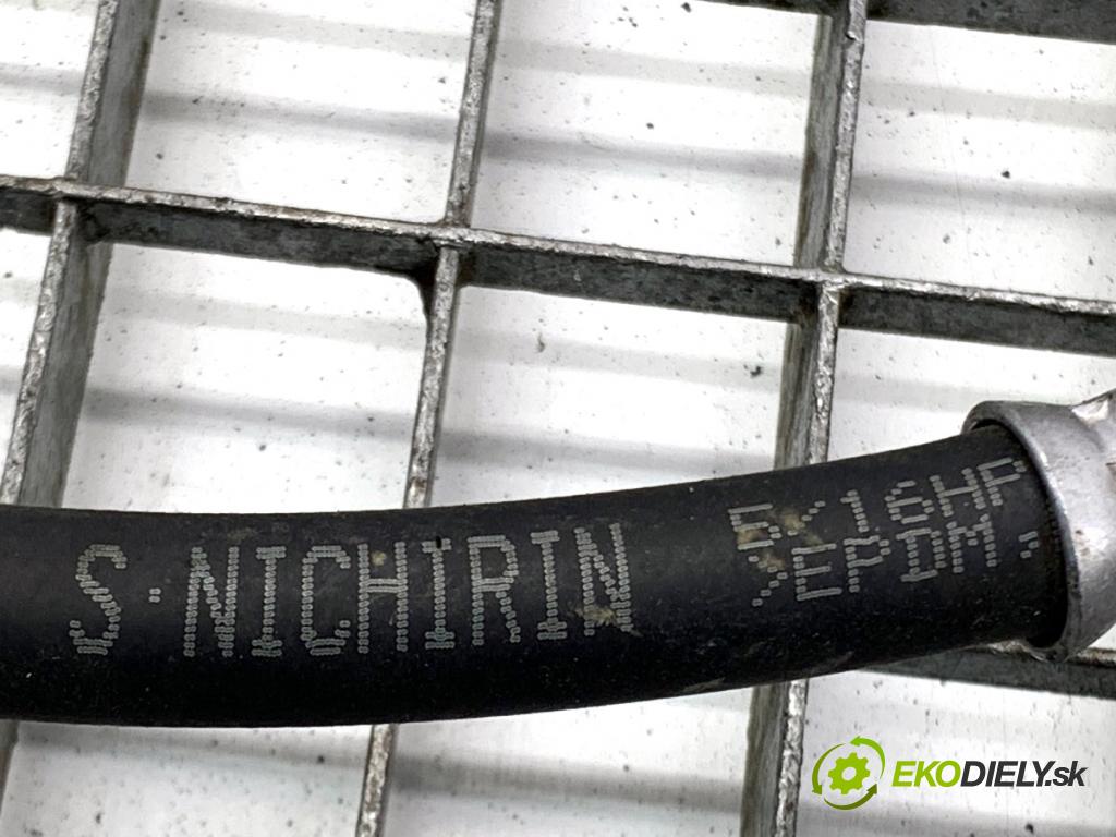 TESLA MODEL Y SUV 2023 235 kW EV 0 rúrka klimatizace  (Trubka klimatizace)