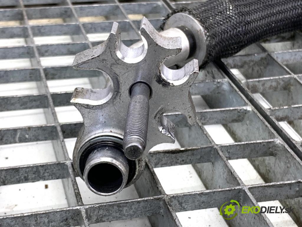 TESLA MODEL Y SUV 2023 235 kW EV 0 rúrka klimatizácie  (Rúrka klimatizácie)