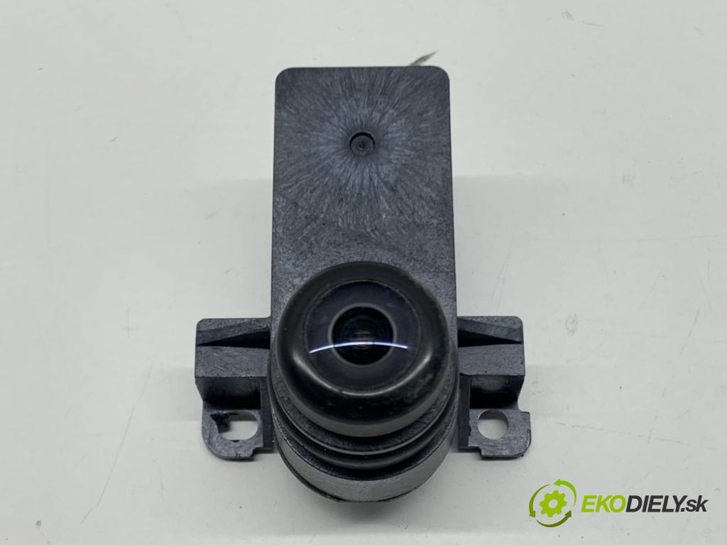 TESLA MODEL Y SUV 2023 235 kW EV 0 KAMERA ZPĚT: 1095949-00-E