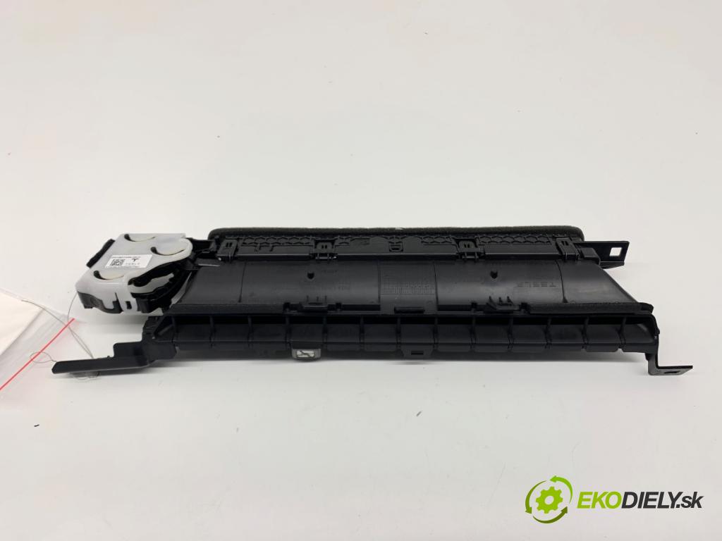 TESLA MODEL Y SUV 2023 235 kW EV 0 Vetracie otvory: dosky 1083325