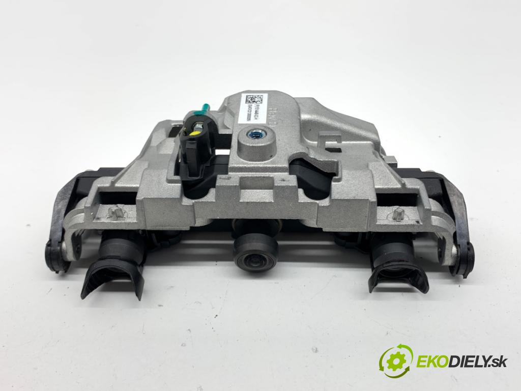 TESLA MODEL Y SUV 2023 235 kW EV 0 KAMERA okna PŘEDNÍ 1514448-02-H