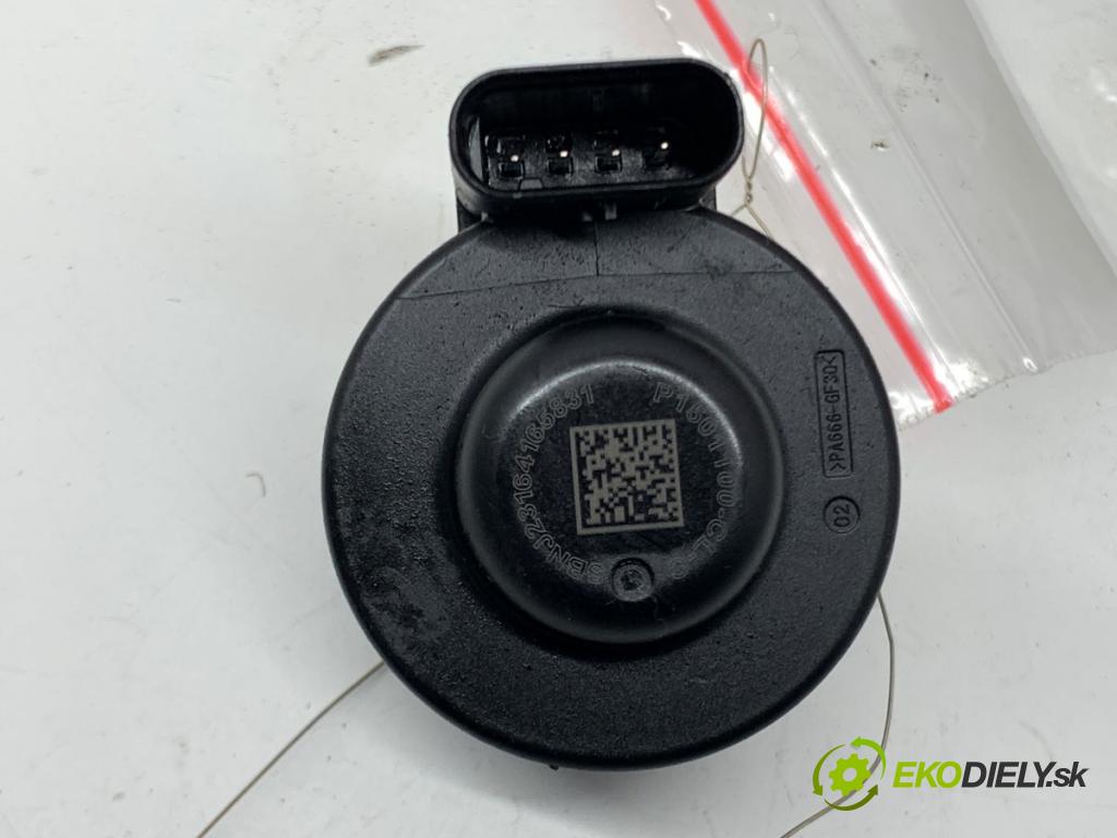 TESLA MODEL Y SUV 2023 235 kW EV 0 Ventil Magnetický ventil 1501100-CL-C