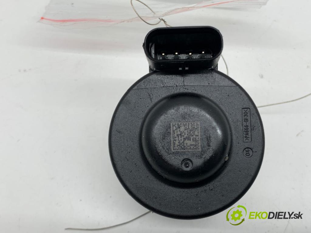 TESLA MODEL Y SUV 2023 235 kW EV 0 Ventil Magnetický ventil 1501100-CL-C