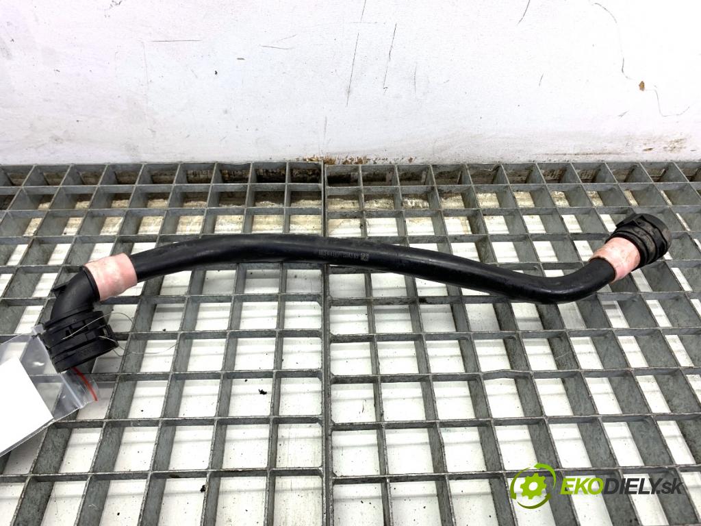 TESLA MODEL Y SUV 2023 235 kW EV 0 Rúra vody 