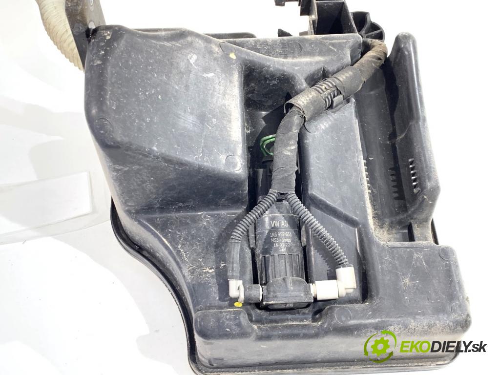 SKODA FABIA III Kombi 2022 44 kW 1.0 999 Nádržka ostrekovačov 6R0955453D