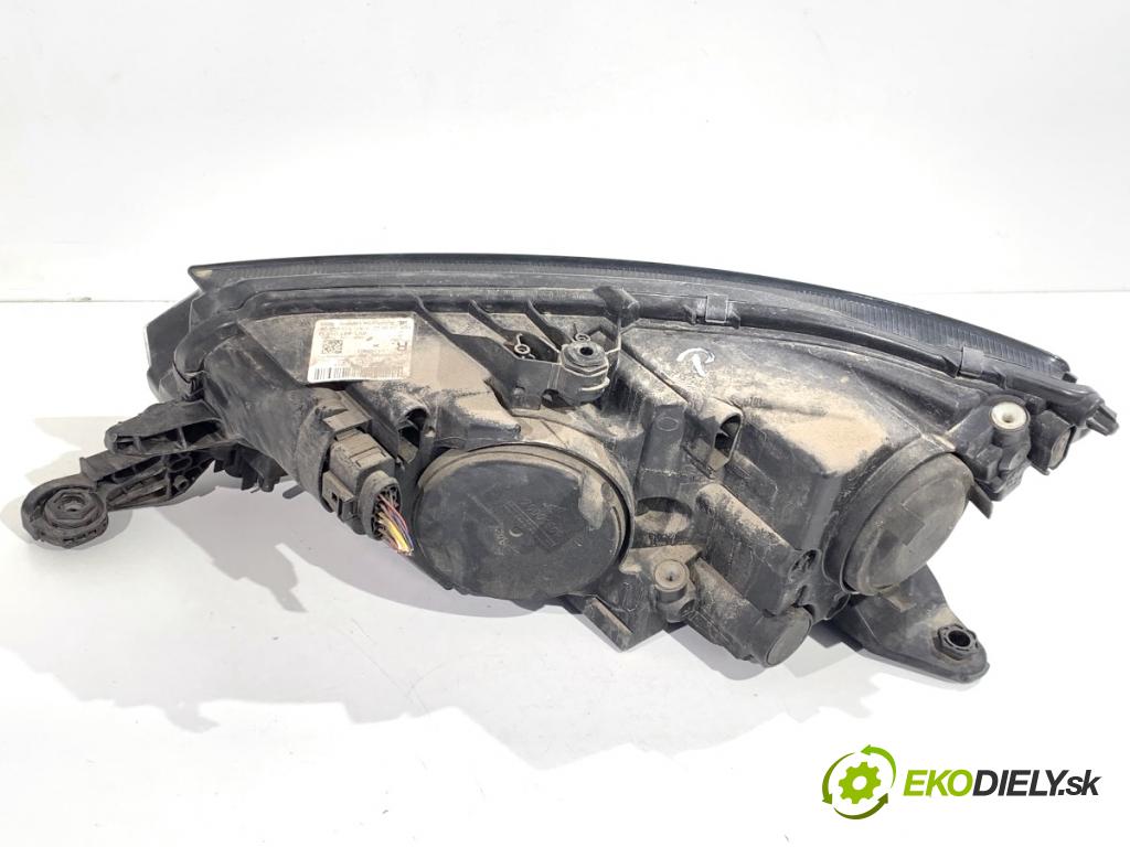 SKODA FABIA III Kombi 2022 44 kW 1.0 999 Svetlomet pravy predný 6V1941016D