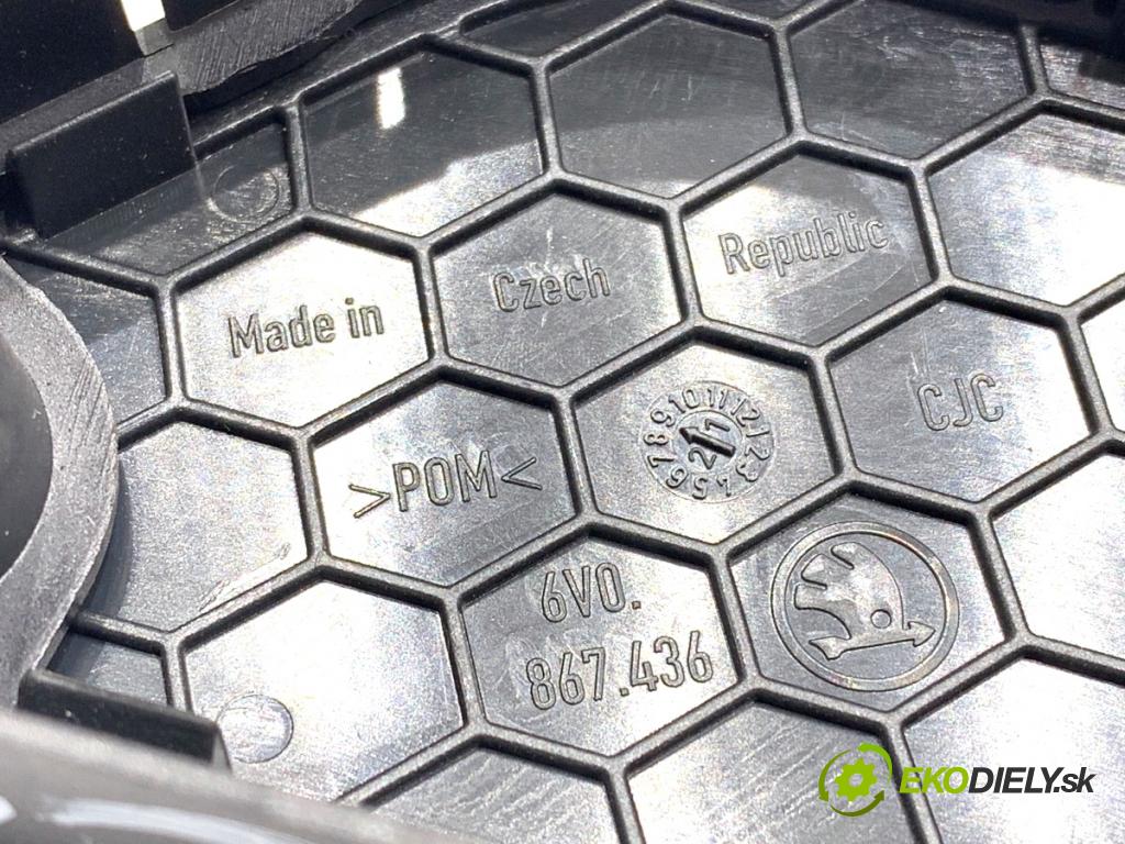 SKODA FABIA III Kombi 2022 44 kW 1.0 999 Kľučka vnútorná pravy predný