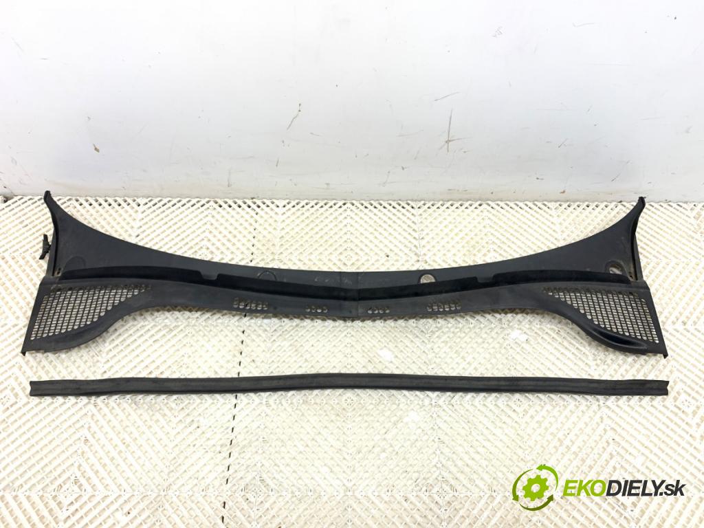 SKODA FABIA III Kombi 2022 44 kW 1.0 999 torpédo plast pod čelní okno 6V1819416 (Plast pod čelním sklem)