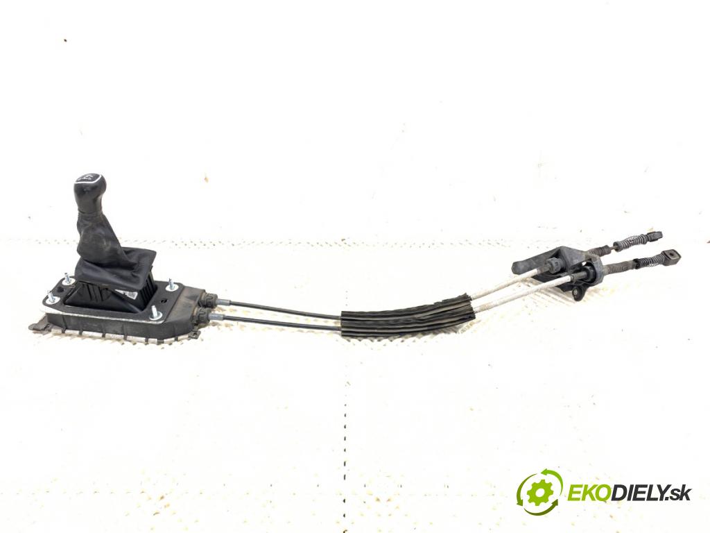 SKODA FABIA III Kombi 2022 44 kW 1.0 999 kulisa 6V0711113CN (Řadicí páka (kulisa) )