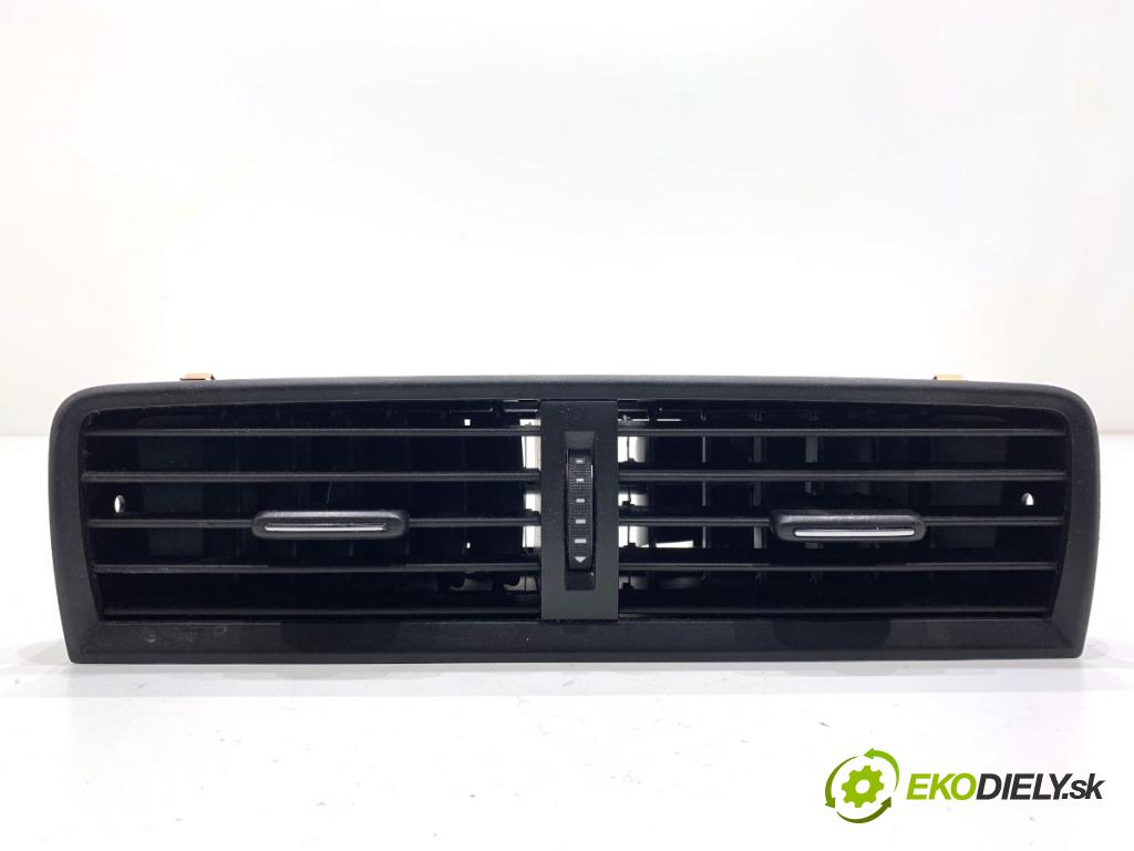 SKODA FABIA III Kombi 2022 44 kW 1.0 999 Mriežky kúrenia predný stredna 6V0820951C