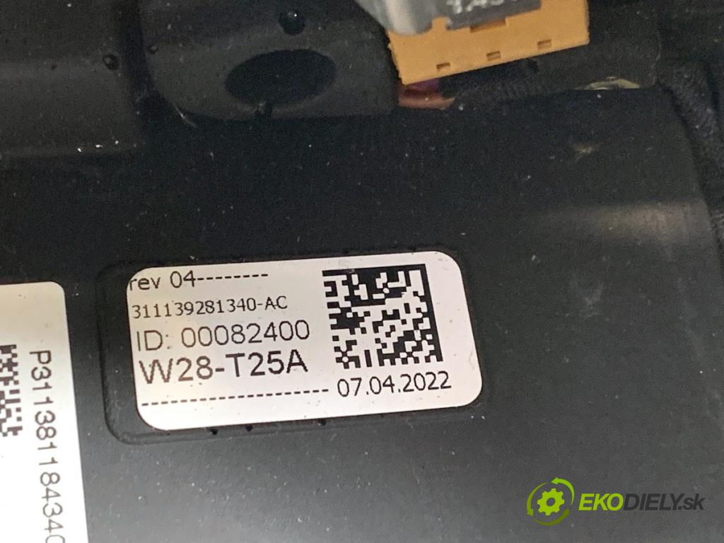 SKODA FABIA III Kombi 2022 44 kW 1.0 999 volant 5E3419093A (Volant)
