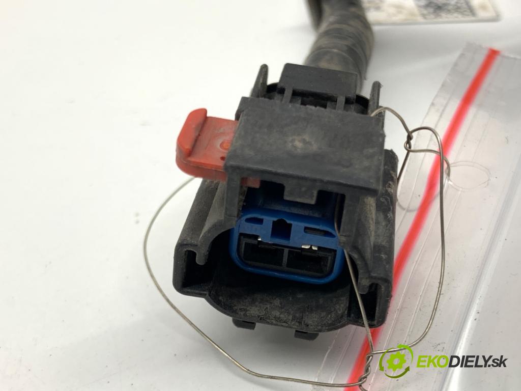 TESLA MODEL Y SUV 2023 235 kW EV 0 Káblovačka Rúrka pravy zad 2288782-00-A