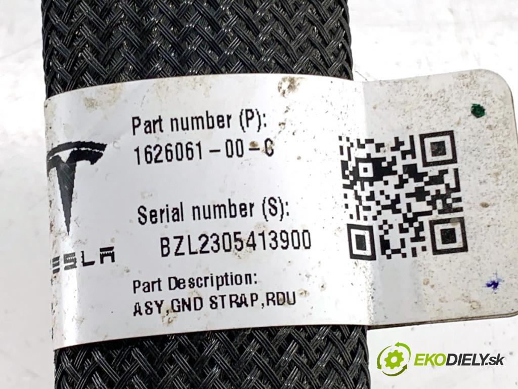 TESLA MODEL Y SUV 2023 235 kW EV 0 Rúrka svorka MINUS: 1626061-00-C